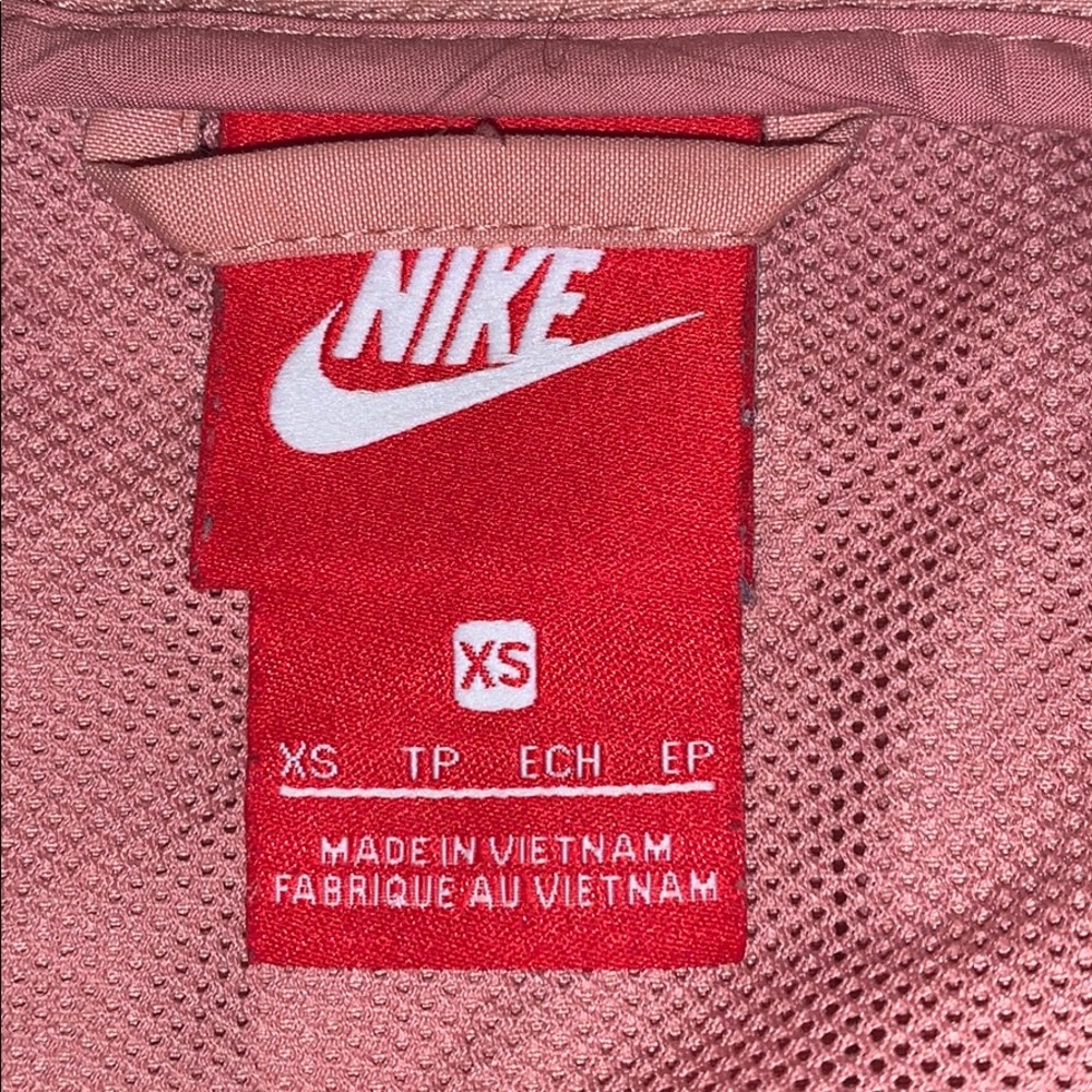 Nike Dri-Fit Rose gold/dusty pink windbreaker - Picture 5 of 7